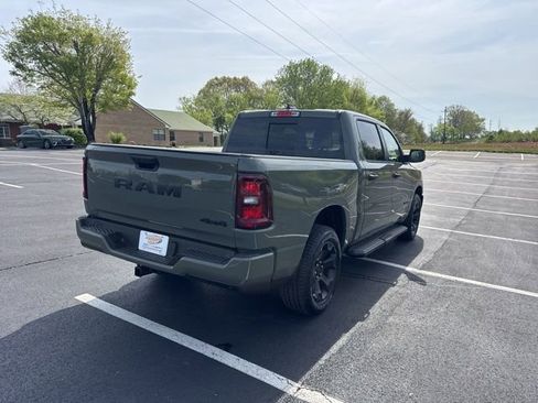 New 2026 RAM 1500 Express AWD/4WD image 7