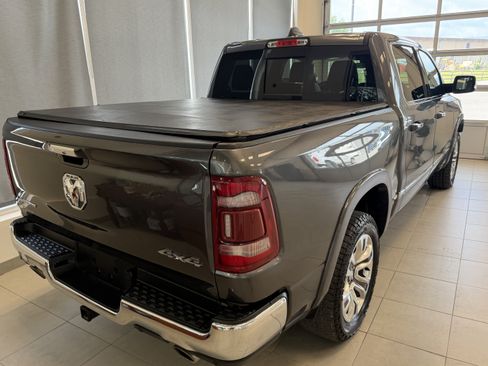 Used 2022 RAM 1500 Limited AWD/4WD image 3