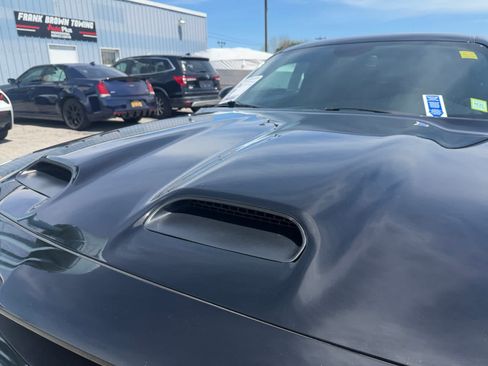 Used 2023 Dodge Challenger SRT Hellcat RWD image 39