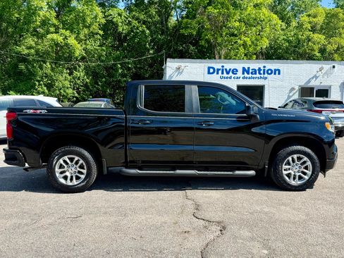 Used 2023 Chevrolet Silverado 1500 RST w/ Protection Package AWD/4WD image 4