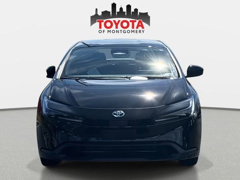 New 2026 Toyota Prius LE image 8