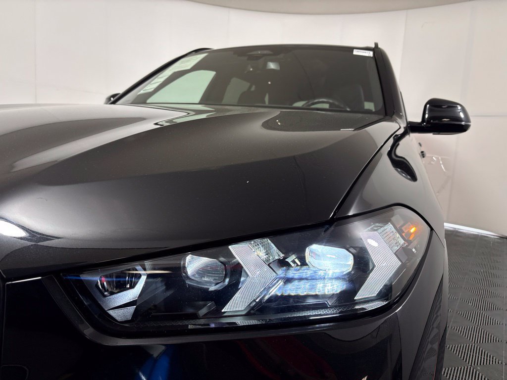 Certified 2026 BMW X5 xDrive50e w/ M Sport Package AWD/4WD image 9