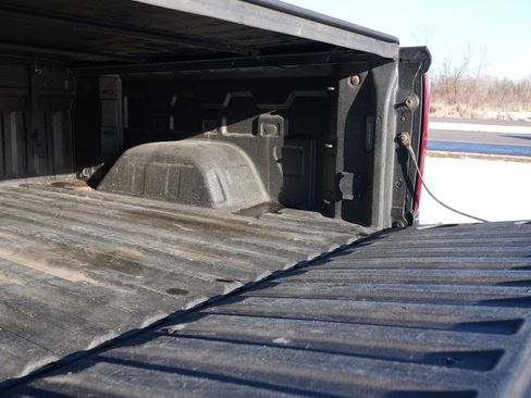 Used 2021 Chevrolet Silverado 1500 LT image 27