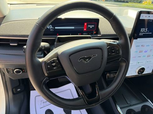 Used 2025 Ford Mustang Mach-E Select w/ Comfort Package Lite AWD/4WD image 21