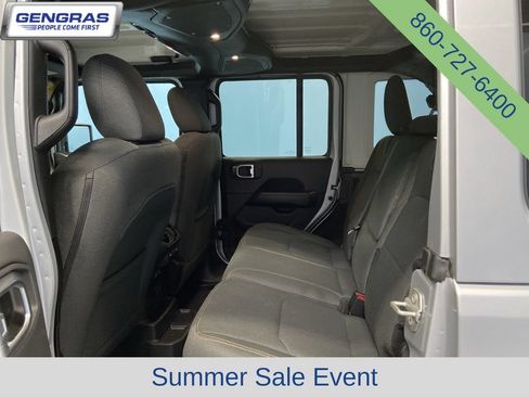 Used 2024 Jeep Wrangler Unlimited Sahara AWD/4WD image 26
