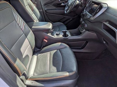 Used 2024 GMC Terrain AT4 AWD/4WD image 19