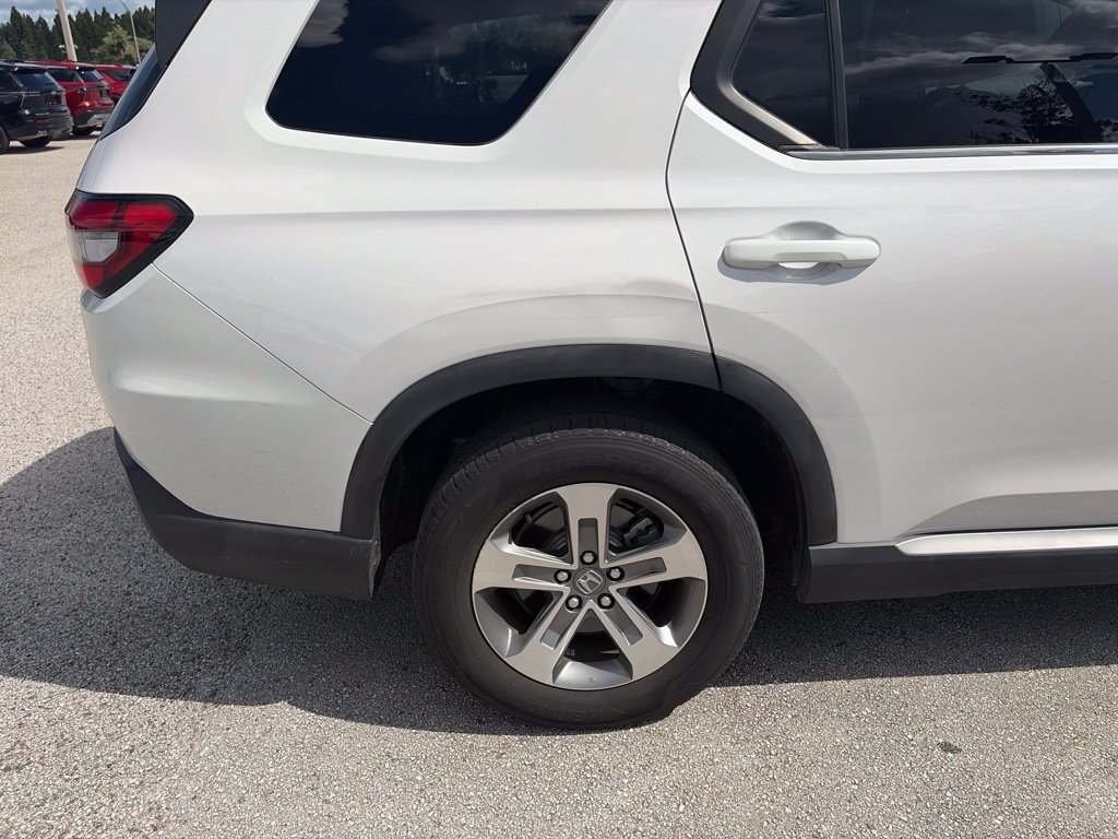 Used 2024 Honda Pilot EX-L image 8