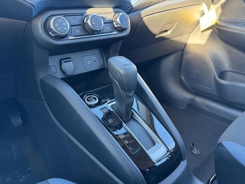 New 2025 Nissan Versa SV w/ Trunk Package image 19
