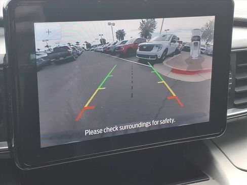 Certified 2022 Ford Explorer XLT w/ Equipment Group 202A image 28