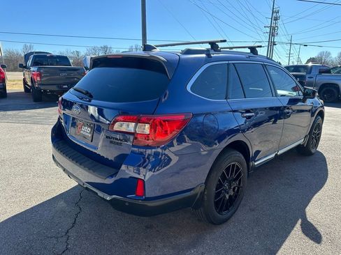 Used 2017 Subaru Outback 2.5i Touring w/ Popular Package #5A image 5
