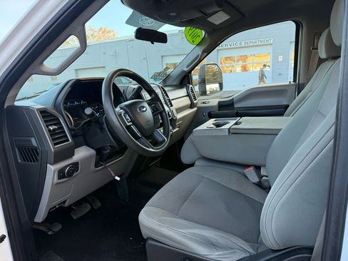 Used 2019 Ford F250 XL w/ STX Appearance Package image 23