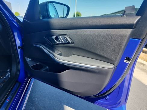 Used 2021 BMW M340i RWD image 12