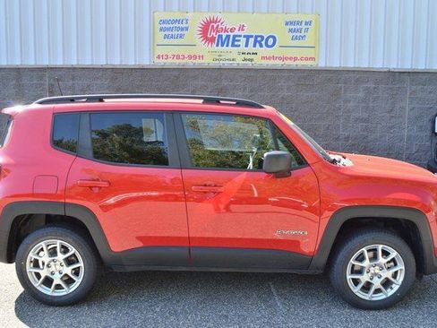 Used 2022 Jeep Renegade Latitude image 9