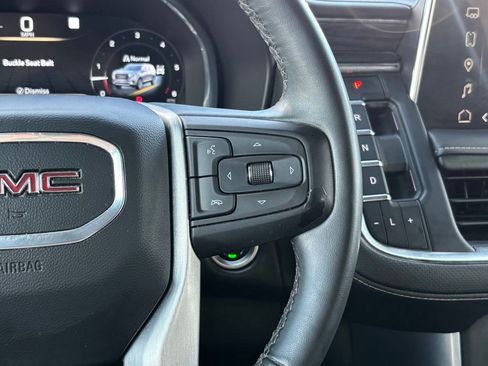 Used 2023 GMC Yukon SLT AWD/4WD image 42