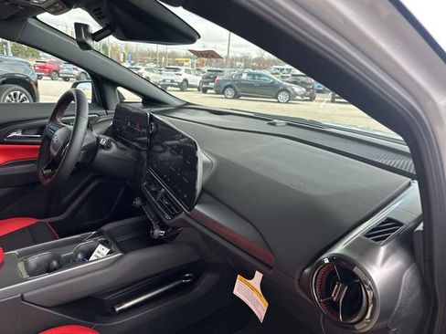 New 2026 Chevrolet Equinox EV RS image 24