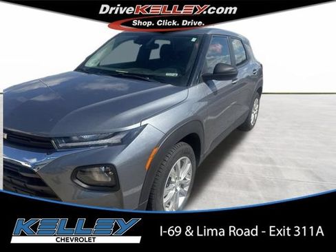 Used 2021 Chevrolet TrailBlazer LS FWD image 1