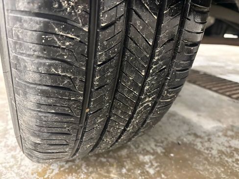 Used 2023 Buick Encore GX Essence w/ Experience Buick Package image 49