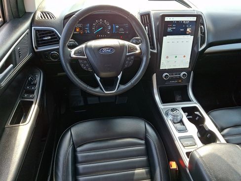 Used 2024 Ford Edge SEL w/ Convenience Package AWD/4WD image 11