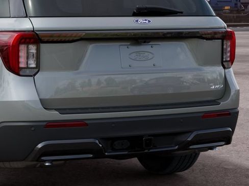 New 2027 Ford Explorer ST-Line AWD/4WD image 23