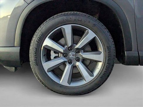 Used 2025 Honda Pilot Elite image 29