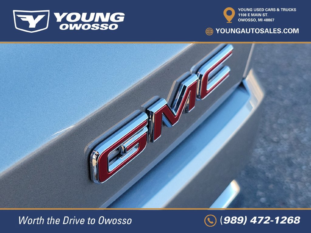 Used 2026 GMC Terrain Denali AWD/4WD image 9