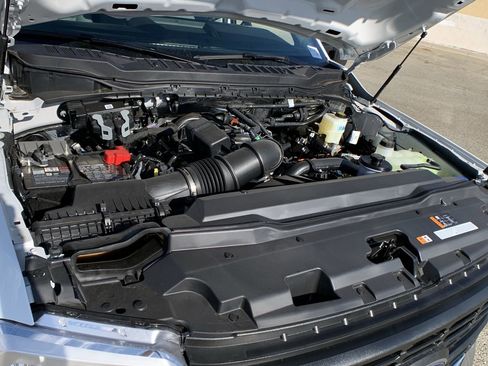 New 2026 Ford F250 XL w/ XL Chrome Package image 45