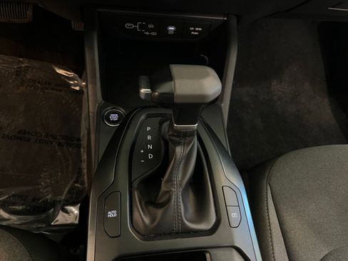 Used 2025 Kia K4 LXS image 40