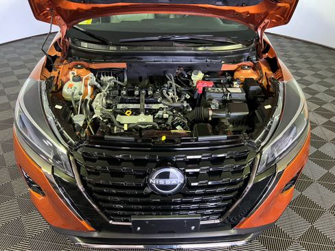 Certified 2023 Nissan Kicks SR w/ SR Premium Package FWD image 30