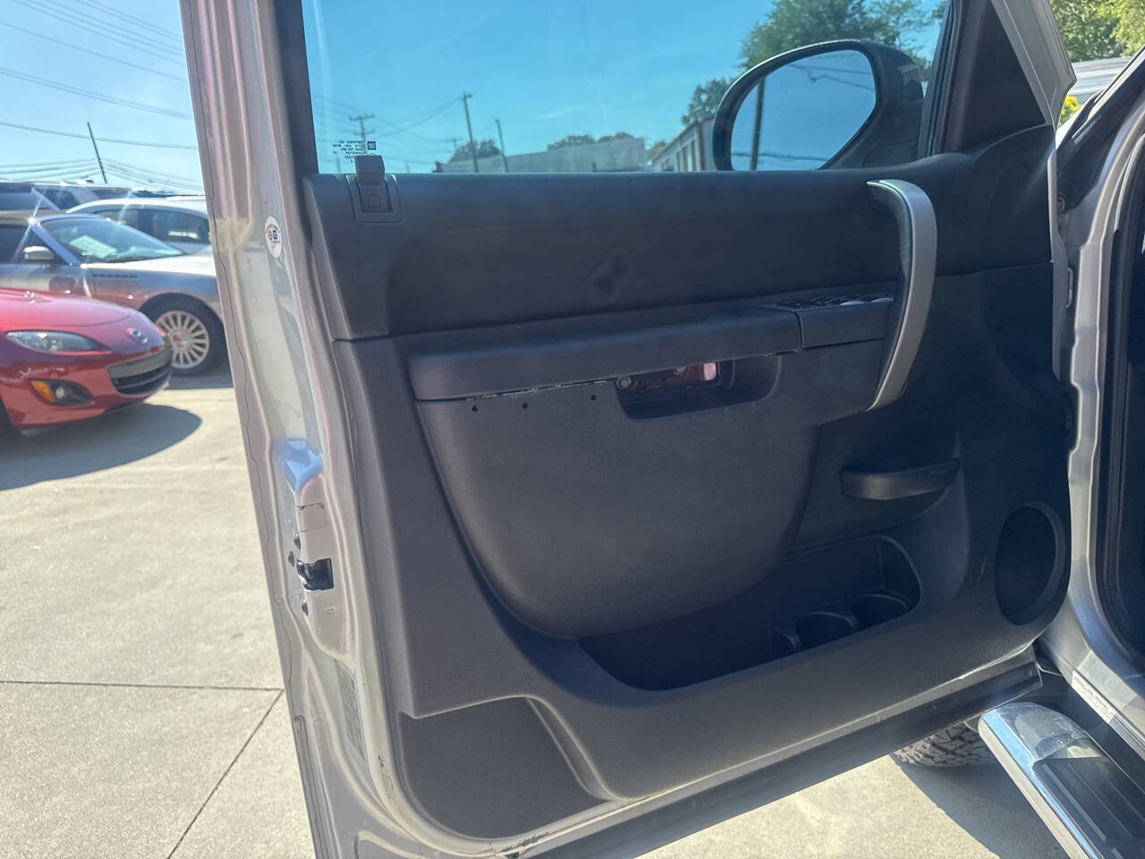 Used 2012 GMC Sierra 2500 SLE w/ SLE Preferred Package AWD/4WD image 14