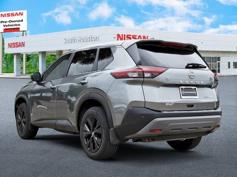 Used 2023 Nissan Rogue SV AWD/4WD image 3