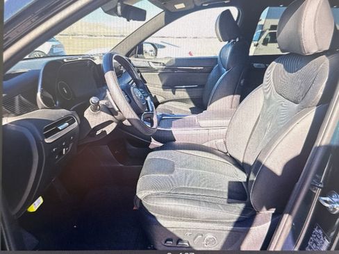 Used 2025 Hyundai Palisade Calligraphy image 6