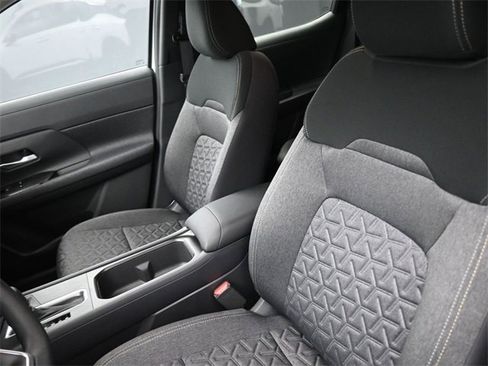 New 2026 Nissan Kicks SV image 19