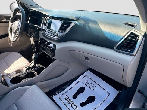 Used 2018 Hyundai Tucson SEL FWD image 27