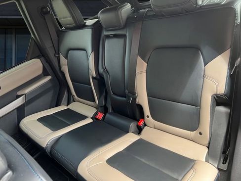 Used 2023 Ford Bronco Wildtrak AWD/4WD image 13