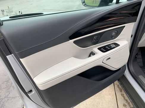 New 2026 Lincoln Nautilus Premier w/ Equipment Group 102A AWD/4WD image 26