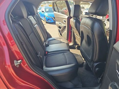 Used 2018 Chevrolet Trax LT w/ Driver Confidence Package image 17