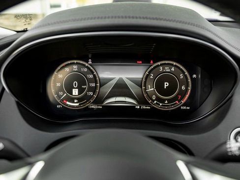 Used 2022 Jaguar E-PACE SE image 17