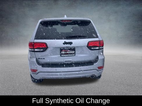 Used 2019 Jeep Grand Cherokee Altitude image 4