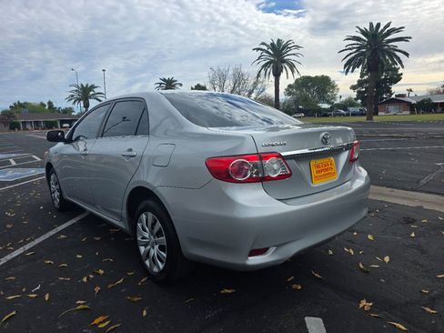 Used 2013 Toyota Corolla LE Special Edition image 6
