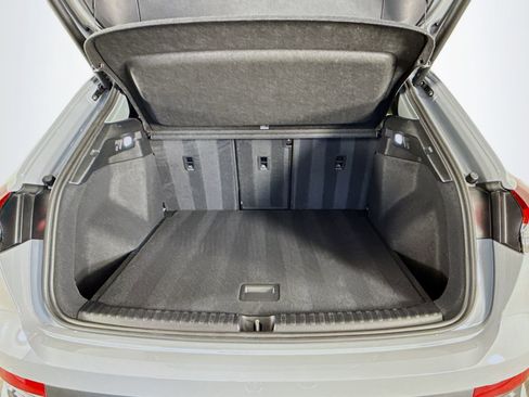 Certified 2024 Audi Q4 e-tron Premium Plus image 27