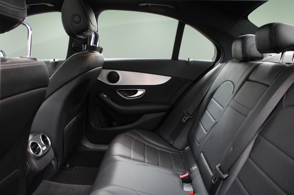 Used 2018 Mercedes-Benz C 300 Sedan image 26
