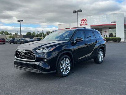 Used 2022 Toyota Highlander Limited