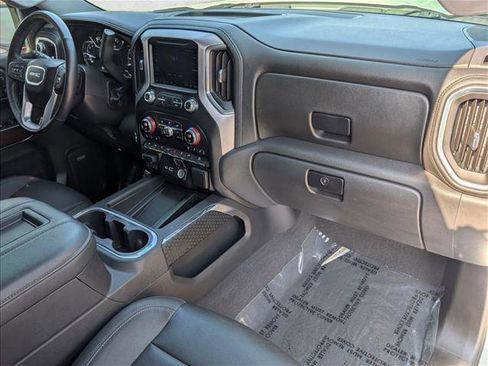 Used 2021 GMC Sierra 1500 SLT w/ SLT Premium Plus Package AWD/4WD image 22