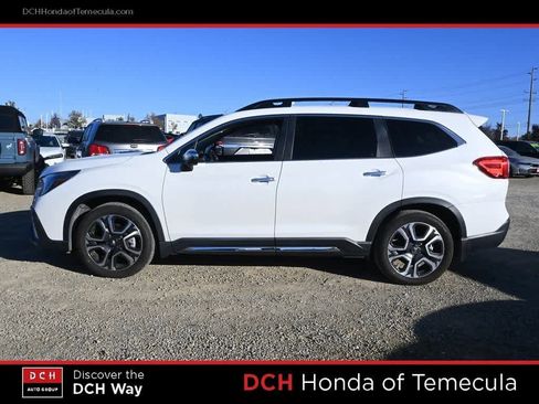 Used 2023 Subaru Ascent Touring image 4