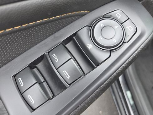 Used 2021 Chevrolet Traverse Premier w/ Redline Edition image 31