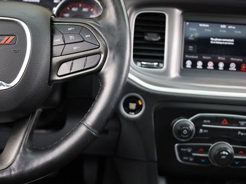 Used 2022 Dodge Charger SXT w/ Leather Interior Group image 32
