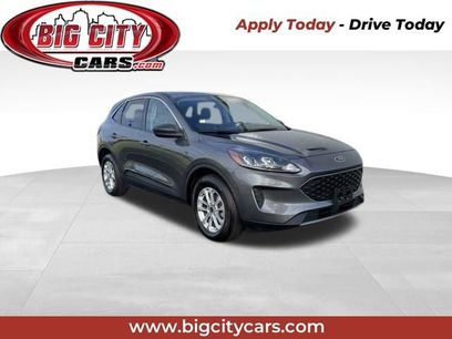 Used 2022 Ford Escape SE w/ Cold Weather Package