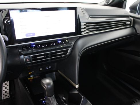 Used 2025 Toyota Camry XSE w/ Premium Plus Package FWD image 16