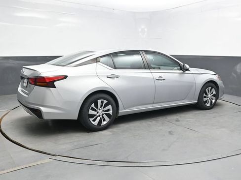 Used 2021 Nissan Altima 2.5 S FWD image 8