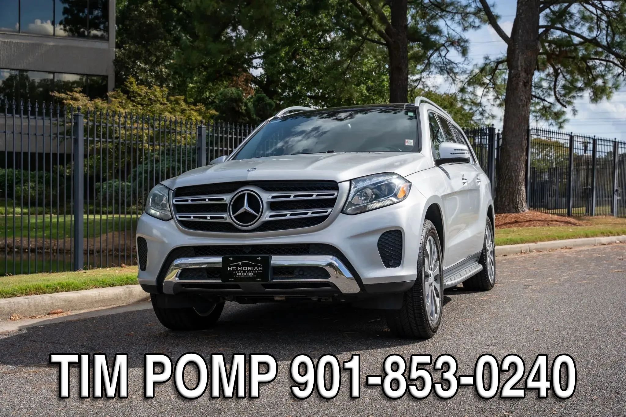 Used 2017 Mercedes-Benz GLS 450 4MATIC w/ Premium Package image 2